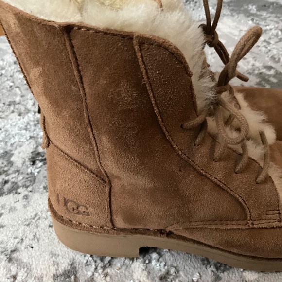 UGG boots - Picture 3 of 3